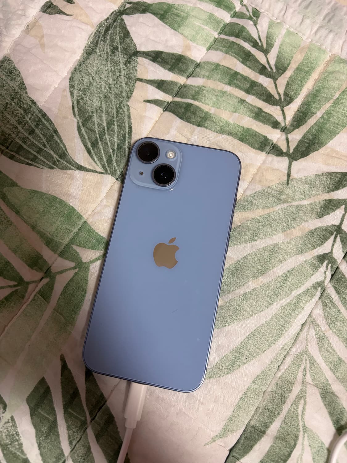 아이폰14 블루 128기가 배터리 효율 88 액정파손 상품이미지1