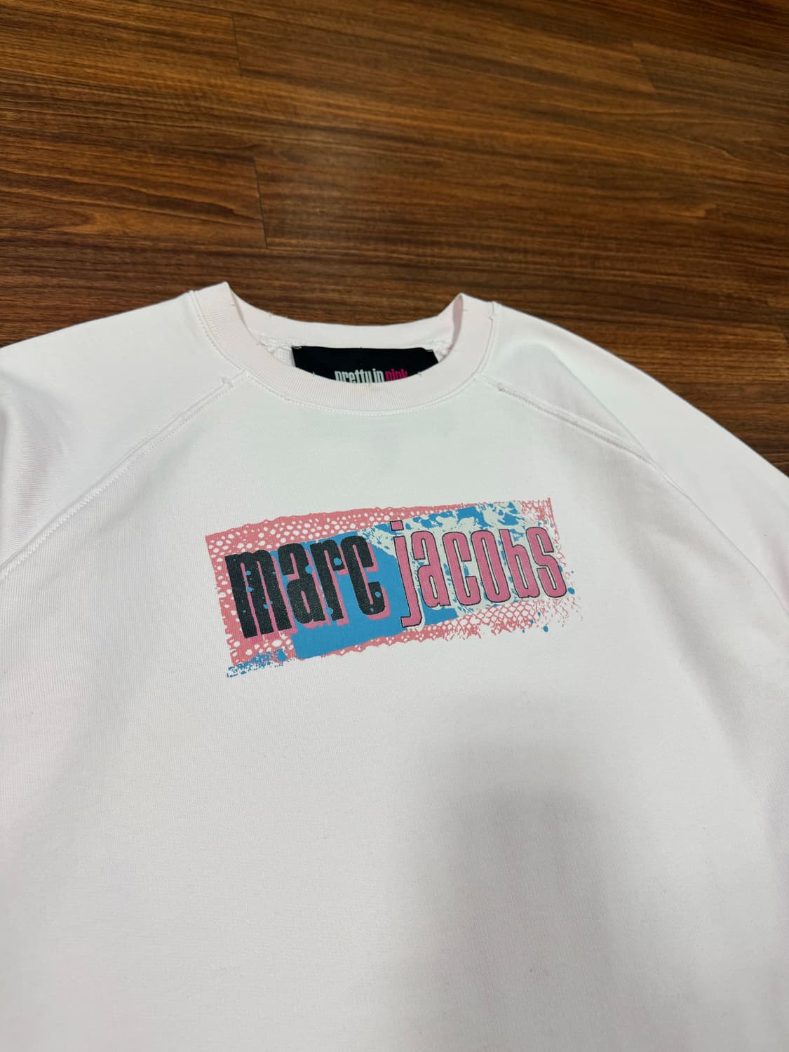 마크제이콥스 콜라보 여성 맨투맨 상품이미지3