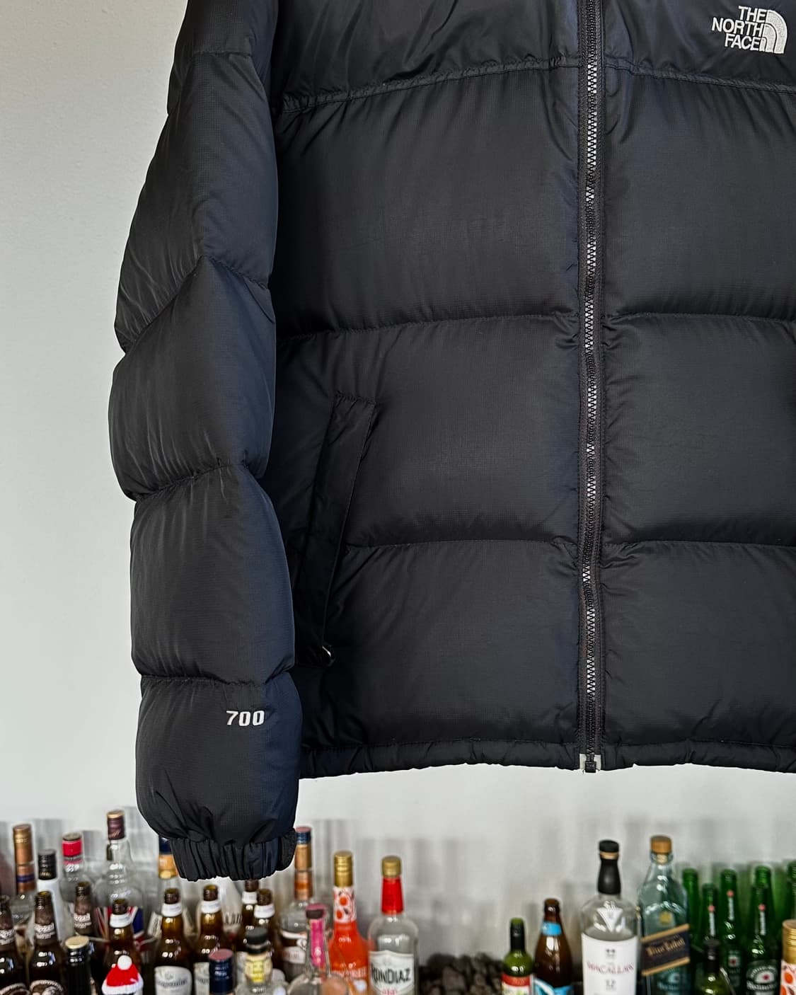 [M]노스페이스 해외판 눕시 700 스몰로고 경량 패딩 상품이미지3
