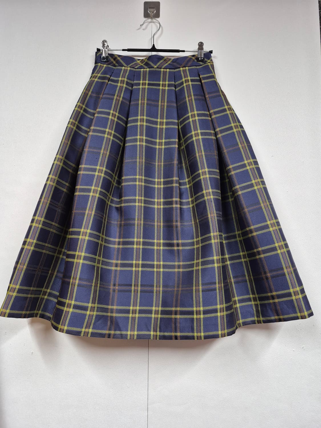 라인 플레어 스커트 상품이미지1