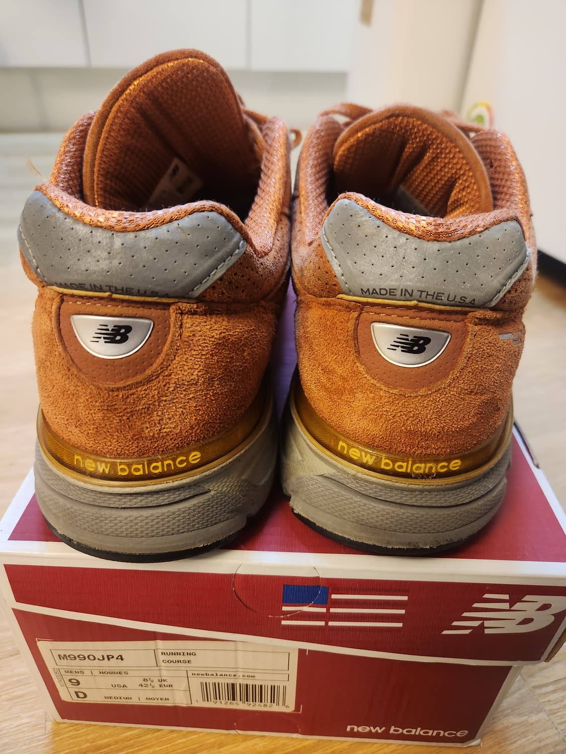 뉴발란스 990v4 주피터 오렌지 270 팝니다 상품이미지2