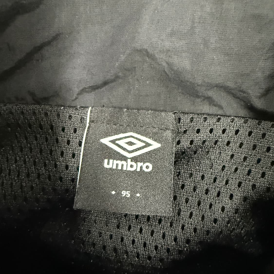 (M)엄브로 Umbro 사이드라인 바람막이 자켓(블랙) 상품이미지2