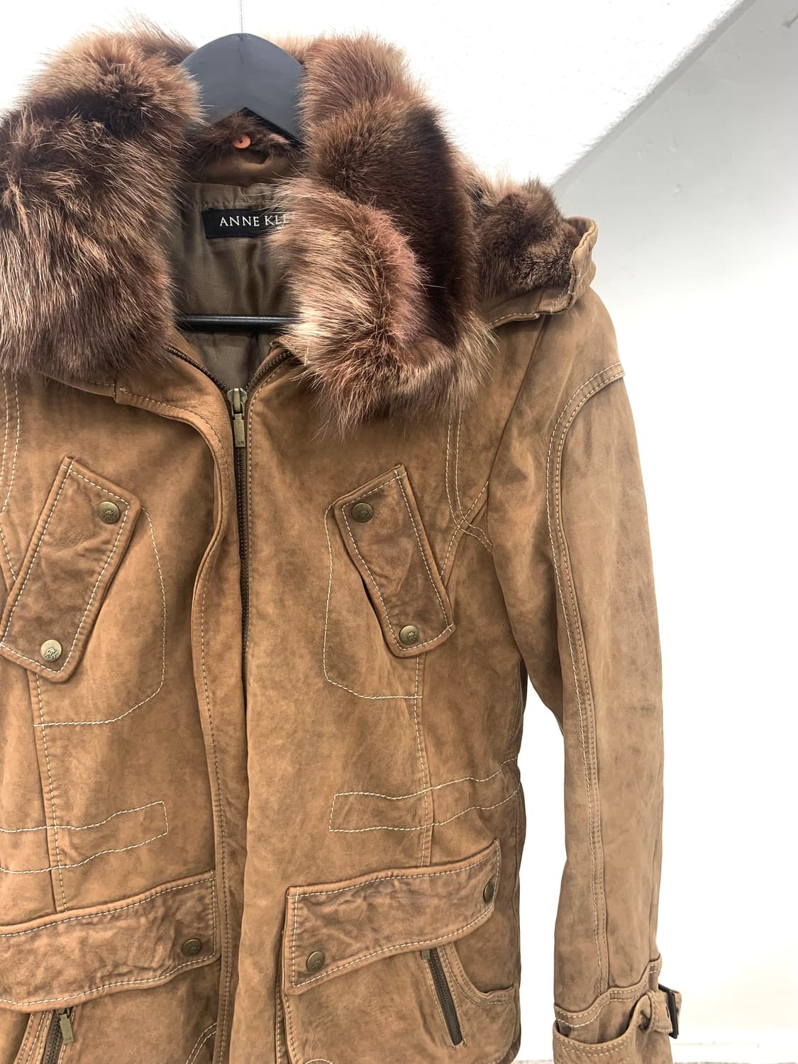 Fox fur trimmed lambskin leather jacket  상품이미지9
