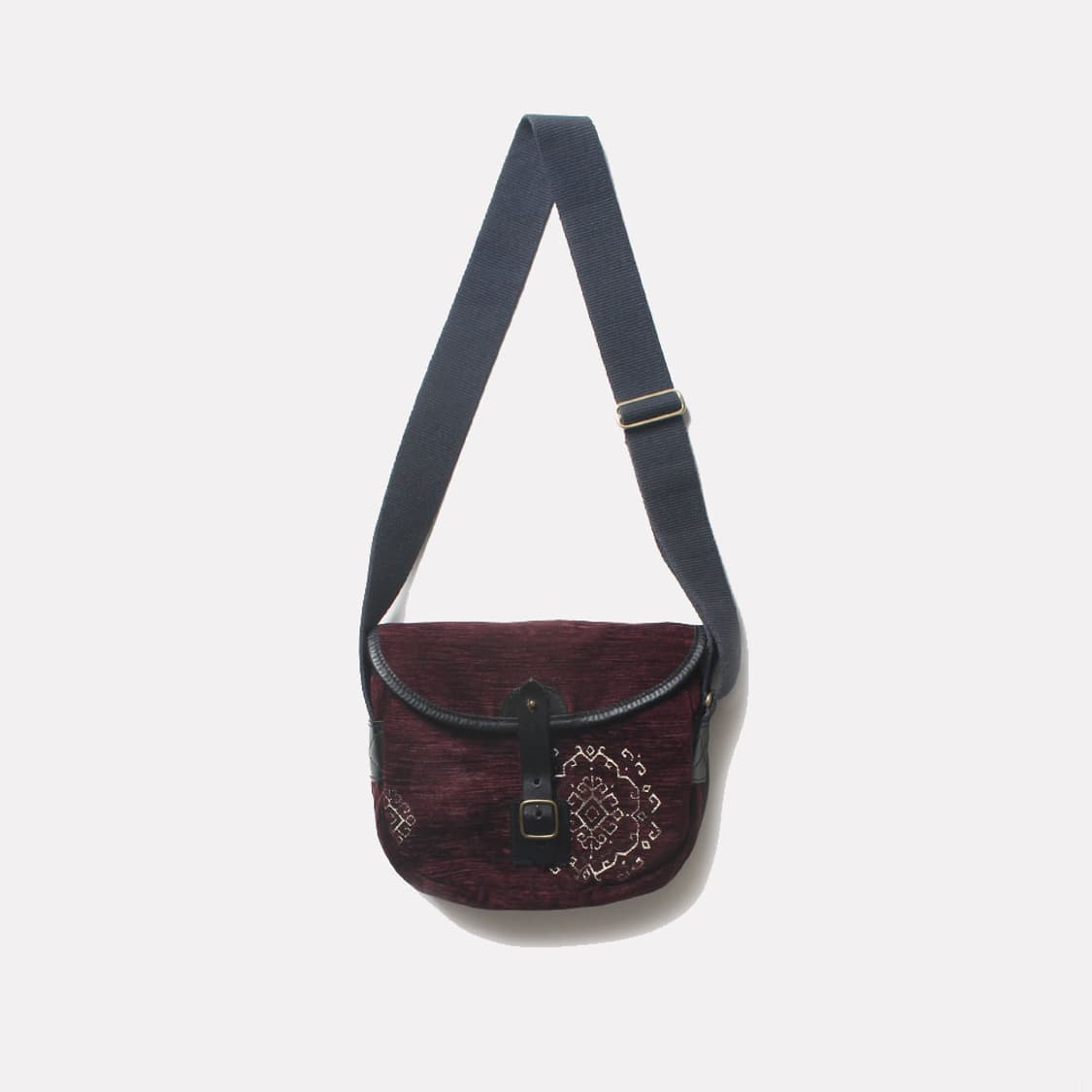 니들스 크로스백_2651 상품이미지1