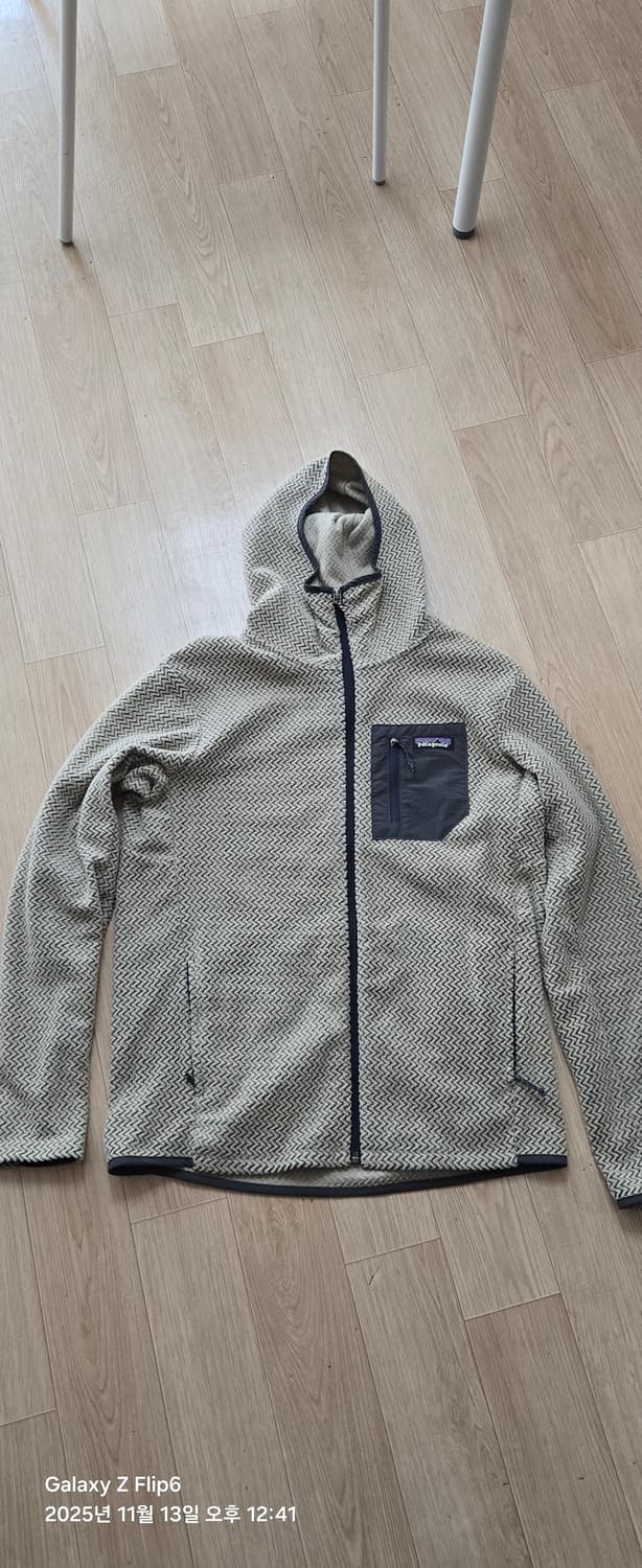 파타고니아 r1 에어 후디 남성 S 상품이미지5