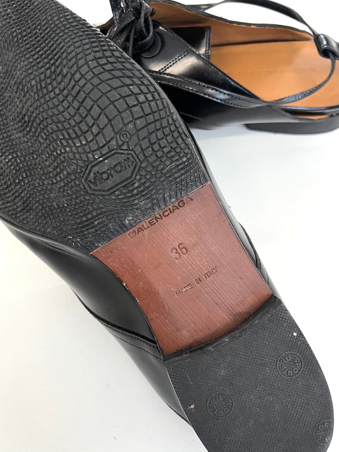 발렌시아가 스퀘어토 발레리나 플랫 뮬 로퍼 상품이미지8