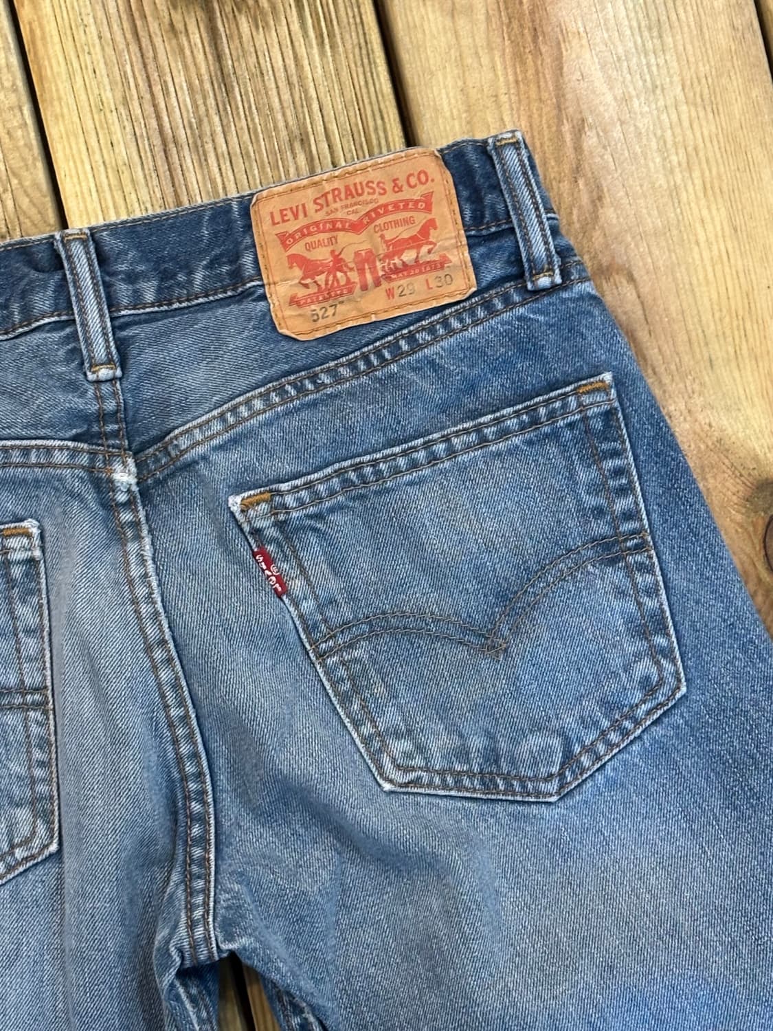 Levi’s 527 부츠컷 데님 팬츠 연청워싱 상품이미지9