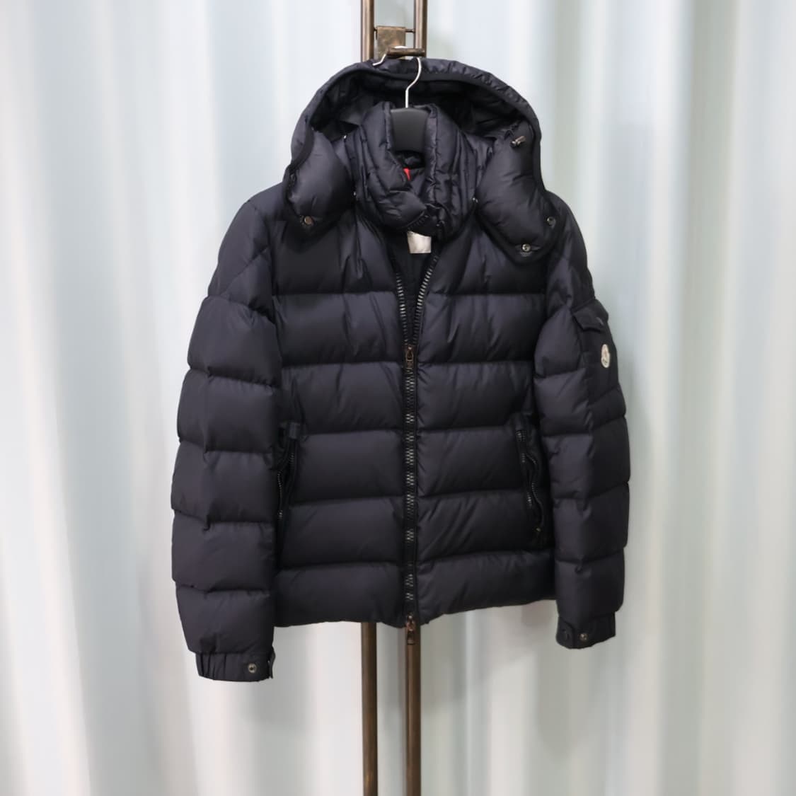 몽클레어 히말라야 블랙 패딩 점퍼 1/95 상품이미지4