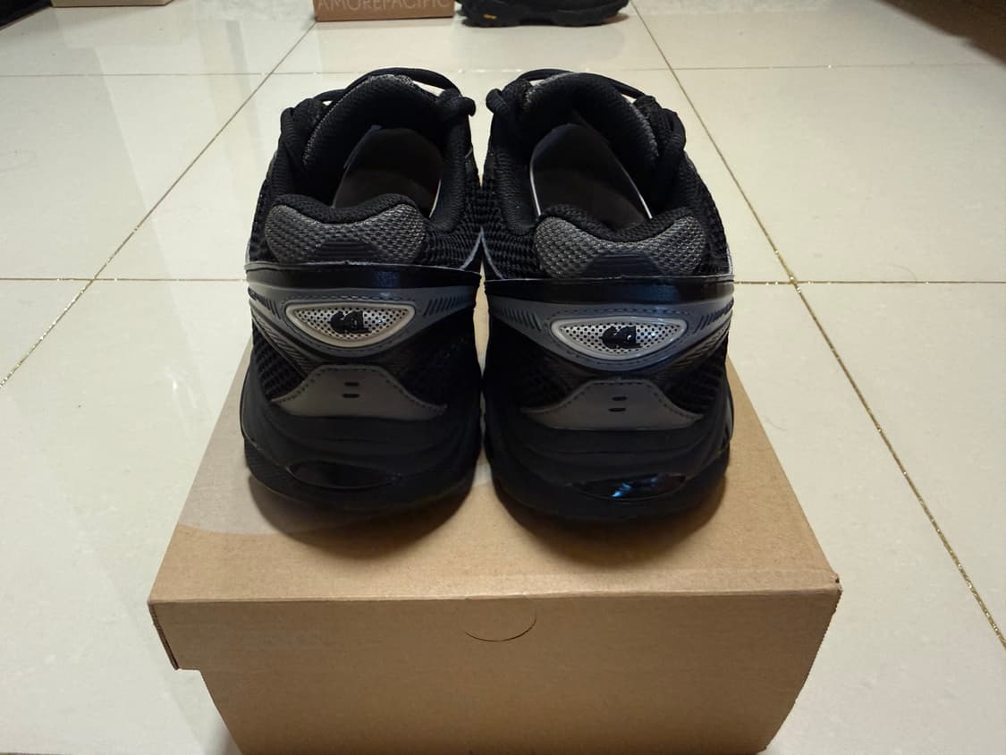 아식스 x 어보브 더 클라우즈 GT-2160 블랙 건메탈 상품이미지3