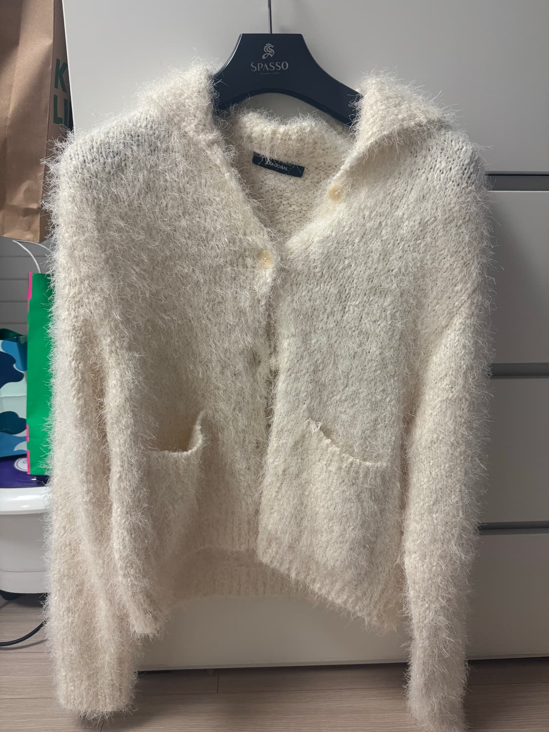 다이애그널 니트가디건 상품이미지1