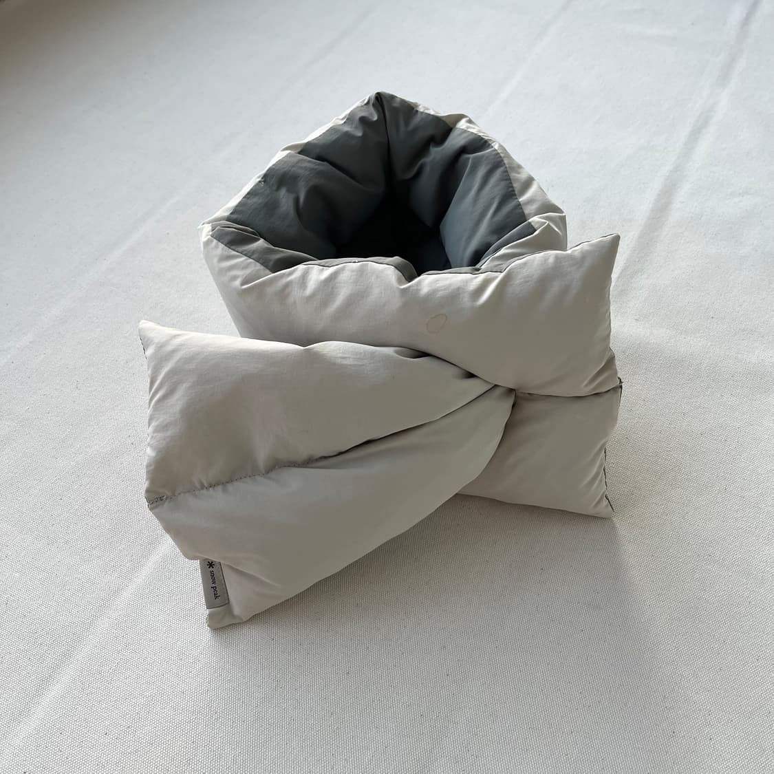 스노우 피크 리버시블 패딩 넥워머 상품이미지1