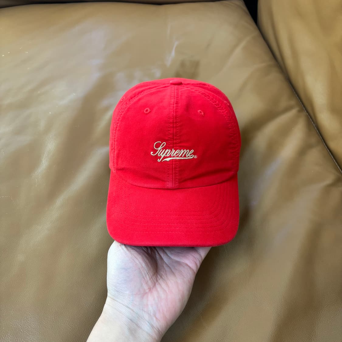 슈프림 6패널 볼캡 모자 24SS 몰스킨 레드 상품이미지3