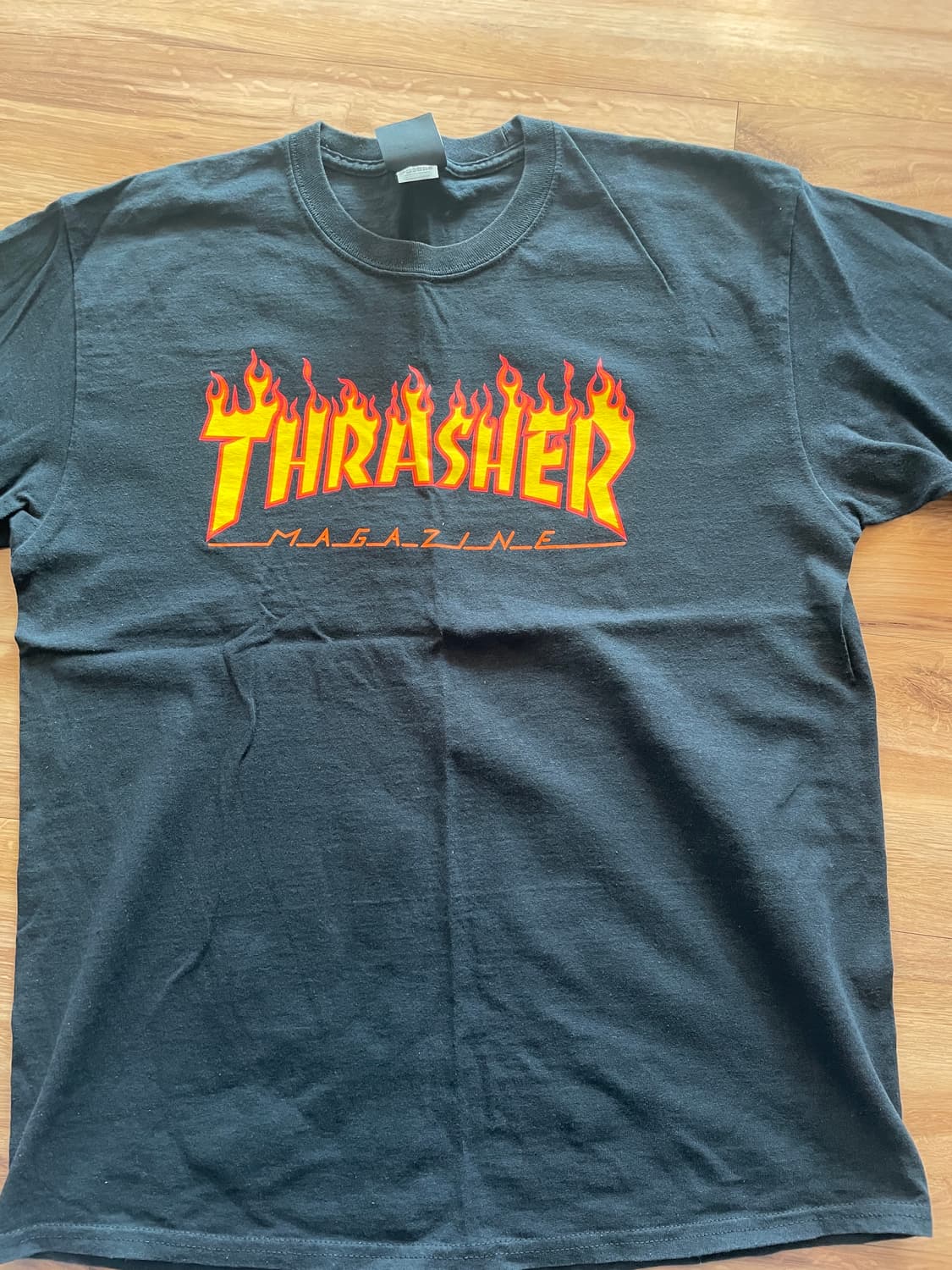 트레셔 블랙 롱슬리브  상품이미지1