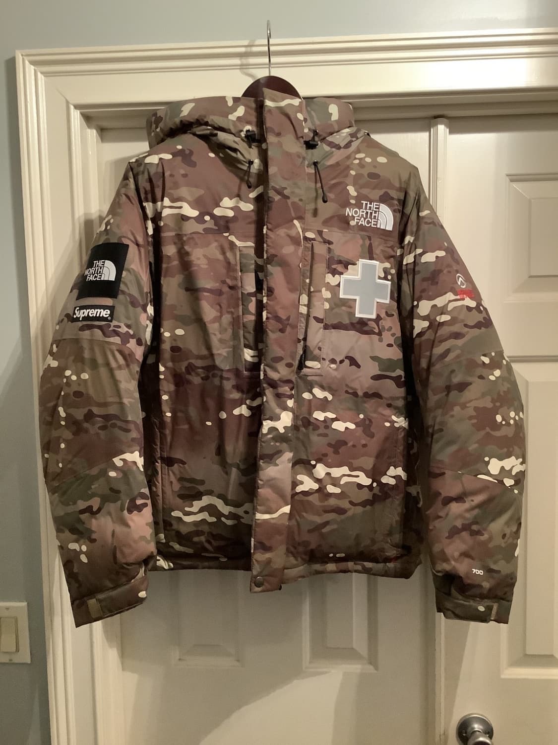 슈프림 x 노스페이스 레스큐 마운틴 자켓 카모 상품이미지1