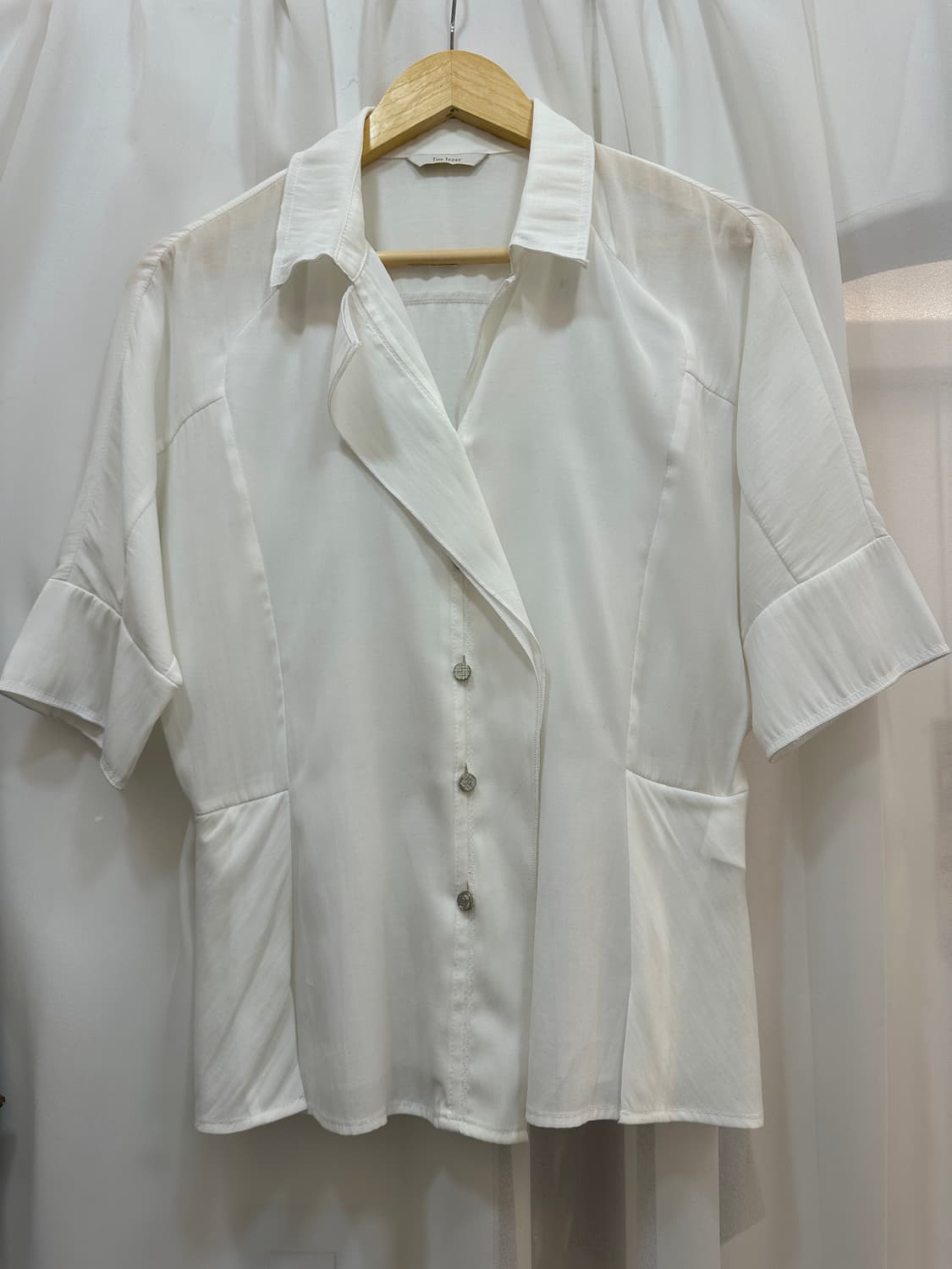 더아이잗 화이트 블라우스 88-160 상품이미지1