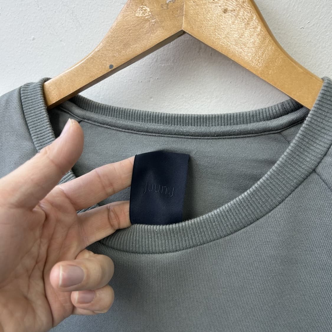 15854 - 준지 23S/S 로고 자수 맨투맨 상품이미지3