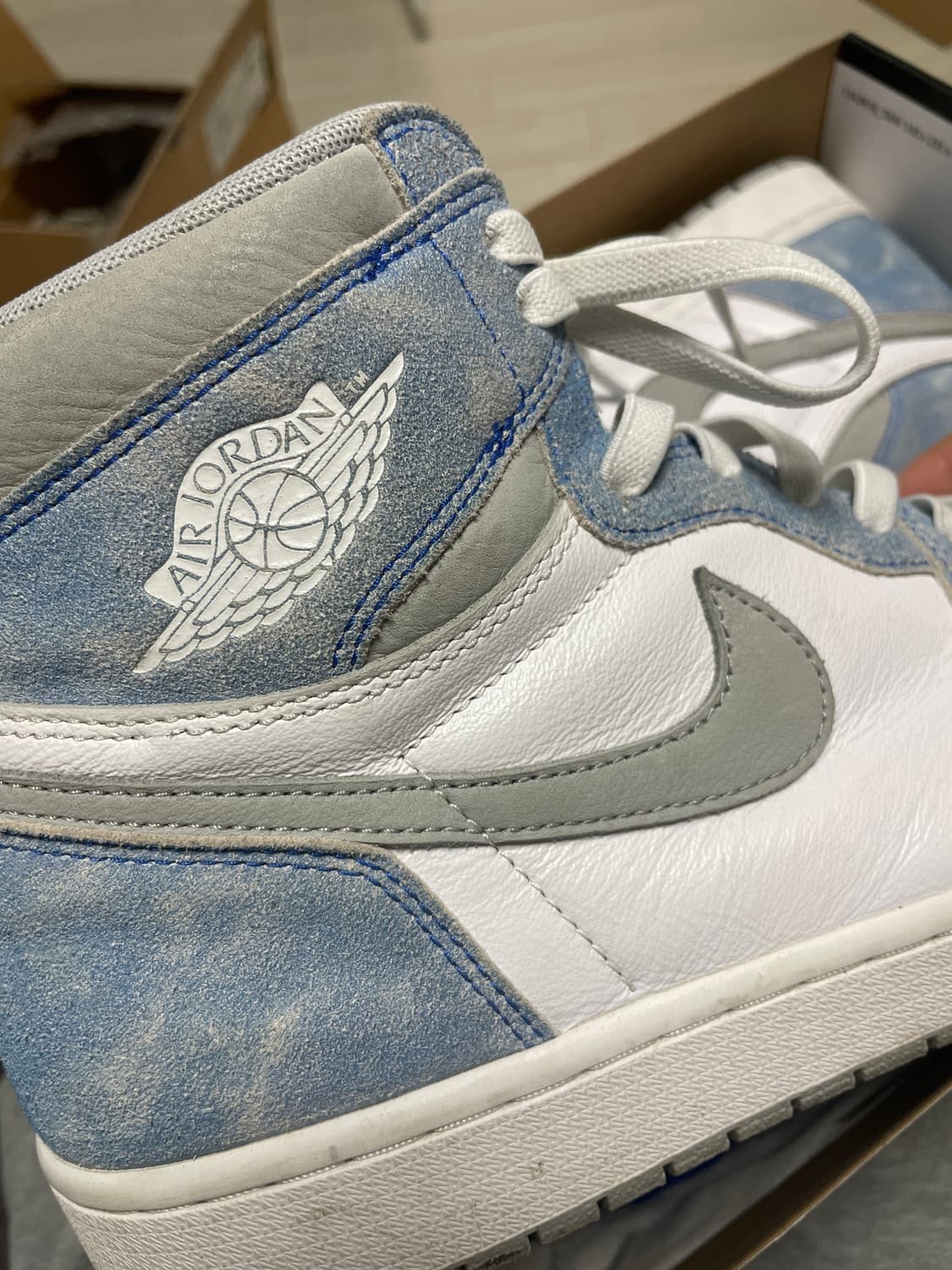 조던 레트로 하이 하이퍼로얄 300 상품이미지4