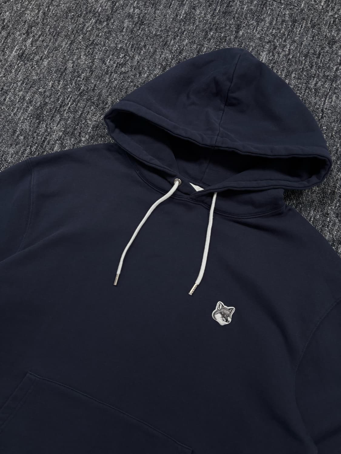 메종키츠네 폭스헤드 네이비 후드티  상품이미지4