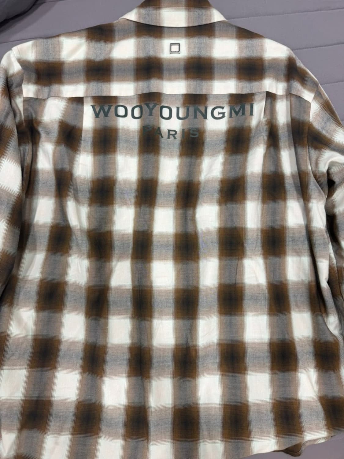우영미 백로고 체크 셔츠 상품이미지3