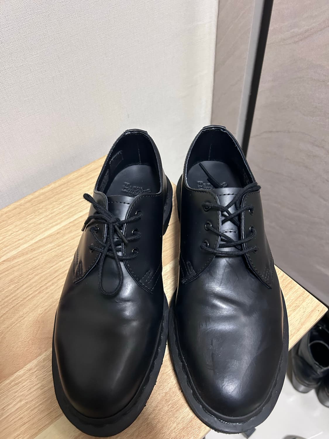 닥터마틴 모노. 사이즈 미스로 인한 교환 또는 판매합니다 상품이미지2