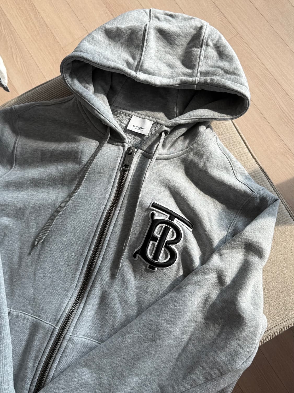 버버리 후드 집업 상품이미지2