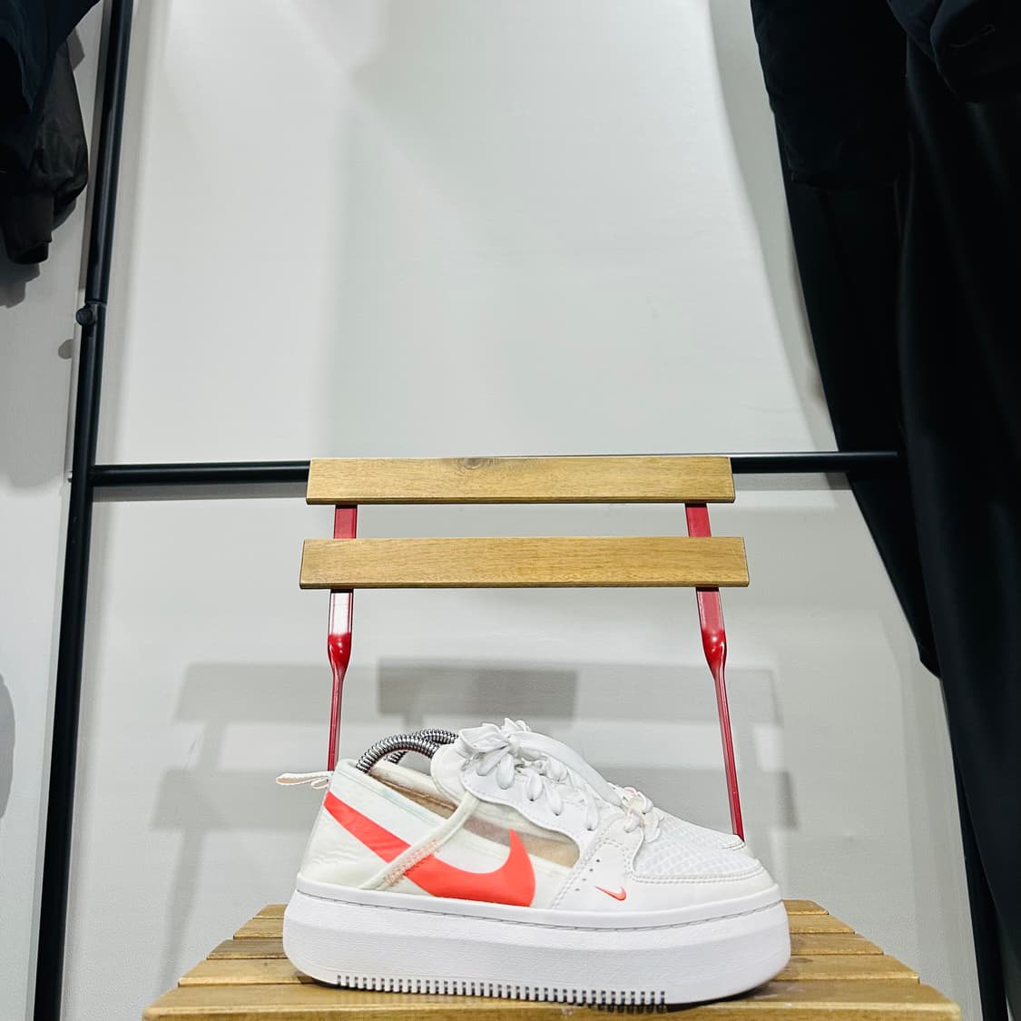 240) 나이키 운동화 여성 여자 신발 코트 비전 알타 화이트 상품이미지1