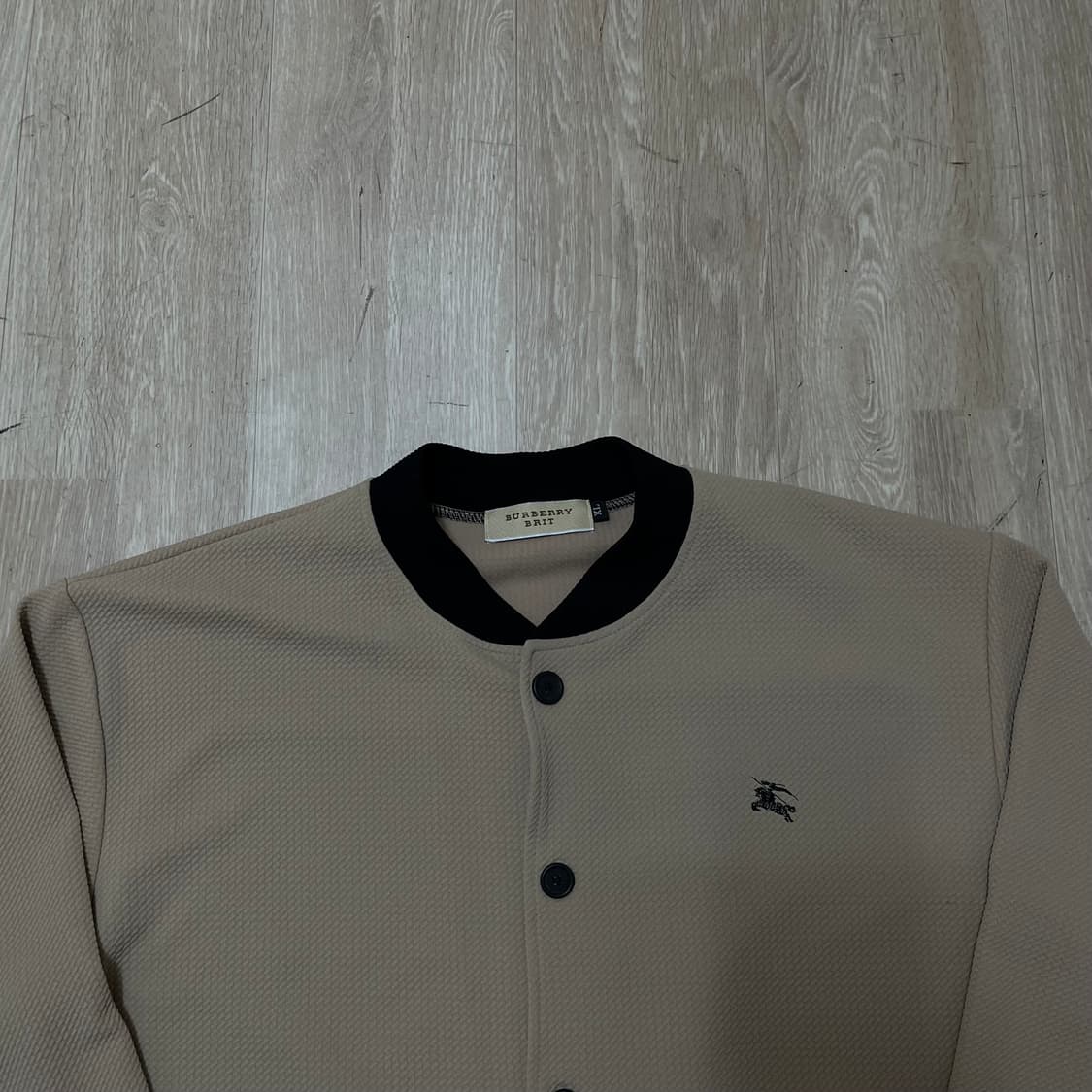 버버리 브릿 Burberry 여성 기마로고 시어서커 버튼업 가디건 XL 상품이미지4