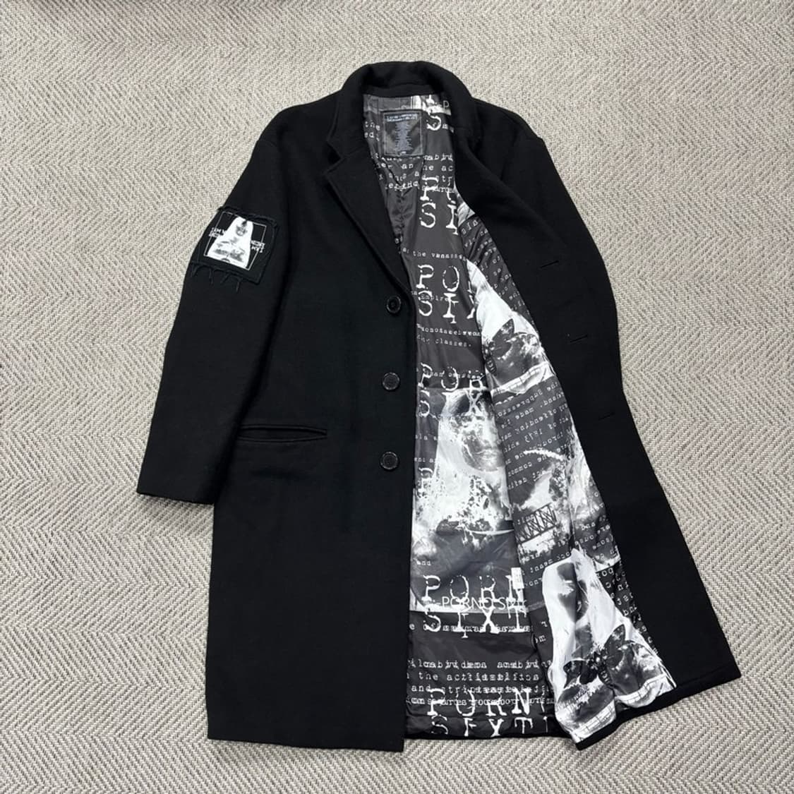 아임낫어휴먼비잉 패치 디테일 코트 v0256 상품이미지3