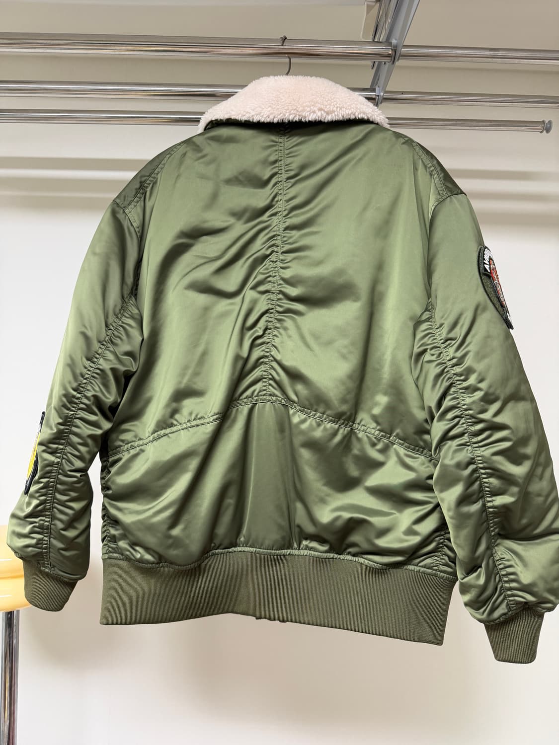 커스텀멜로우 x 아비렉스 B15 항공점퍼 구스다운 상품이미지2