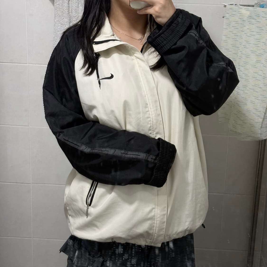 나이키 올드스쿨 트랙로고 바람막이 (아이보리&블랙) 상품이미지2