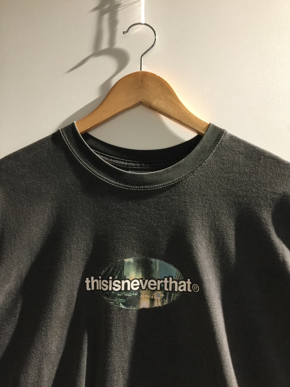 thisisneverthat 그래픽 롱슬리브 상품이미지2