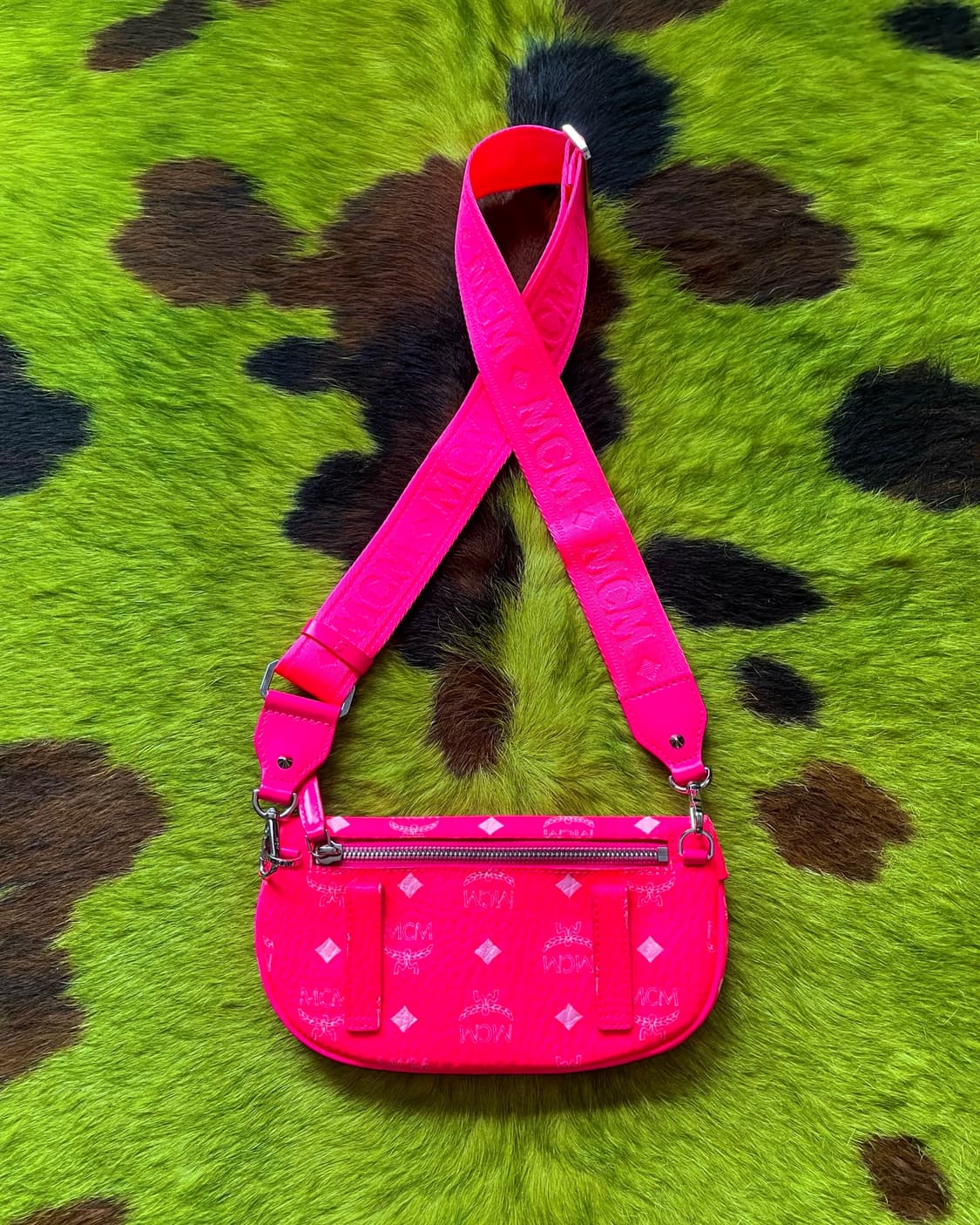 MCM X Billie Eilish 2019AW Crossbody Bag 상품이미지6