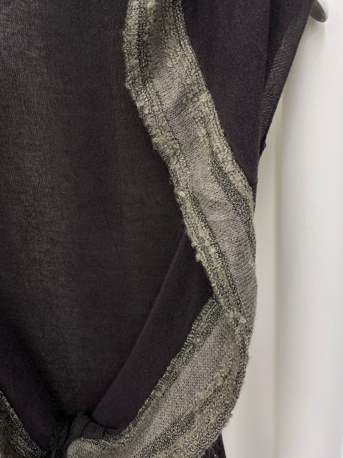 WUQUYU draped knit vest top 상품이미지4