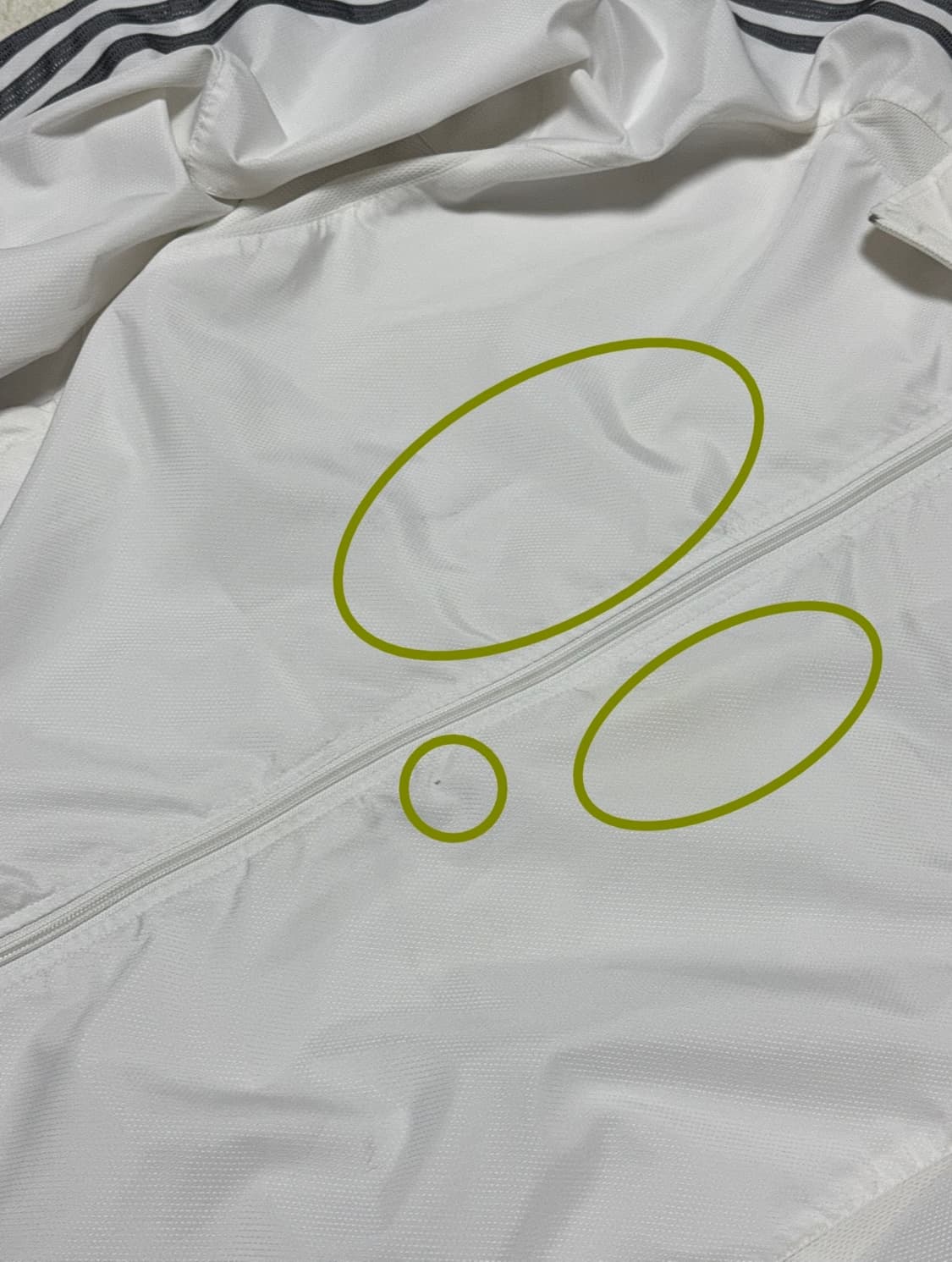 아디다스 화이트 그레이 바람막이 상품이미지4