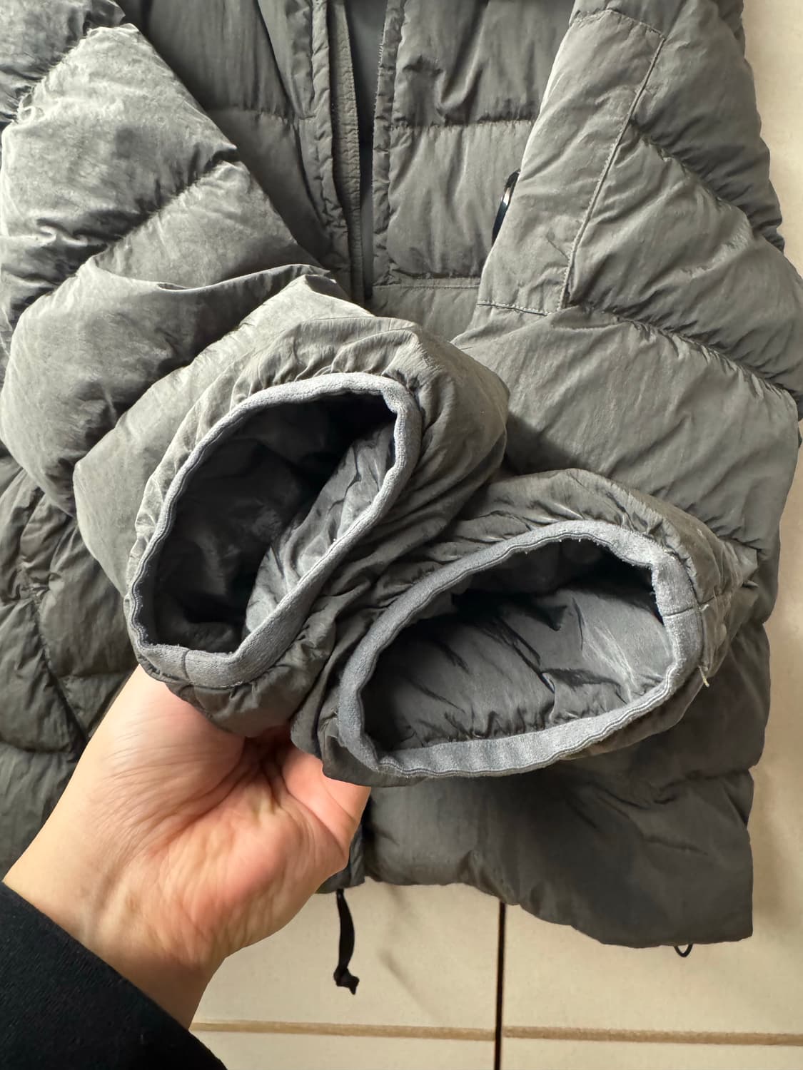 cp컴퍼니 에코크롬-R 패딩 상품이미지3