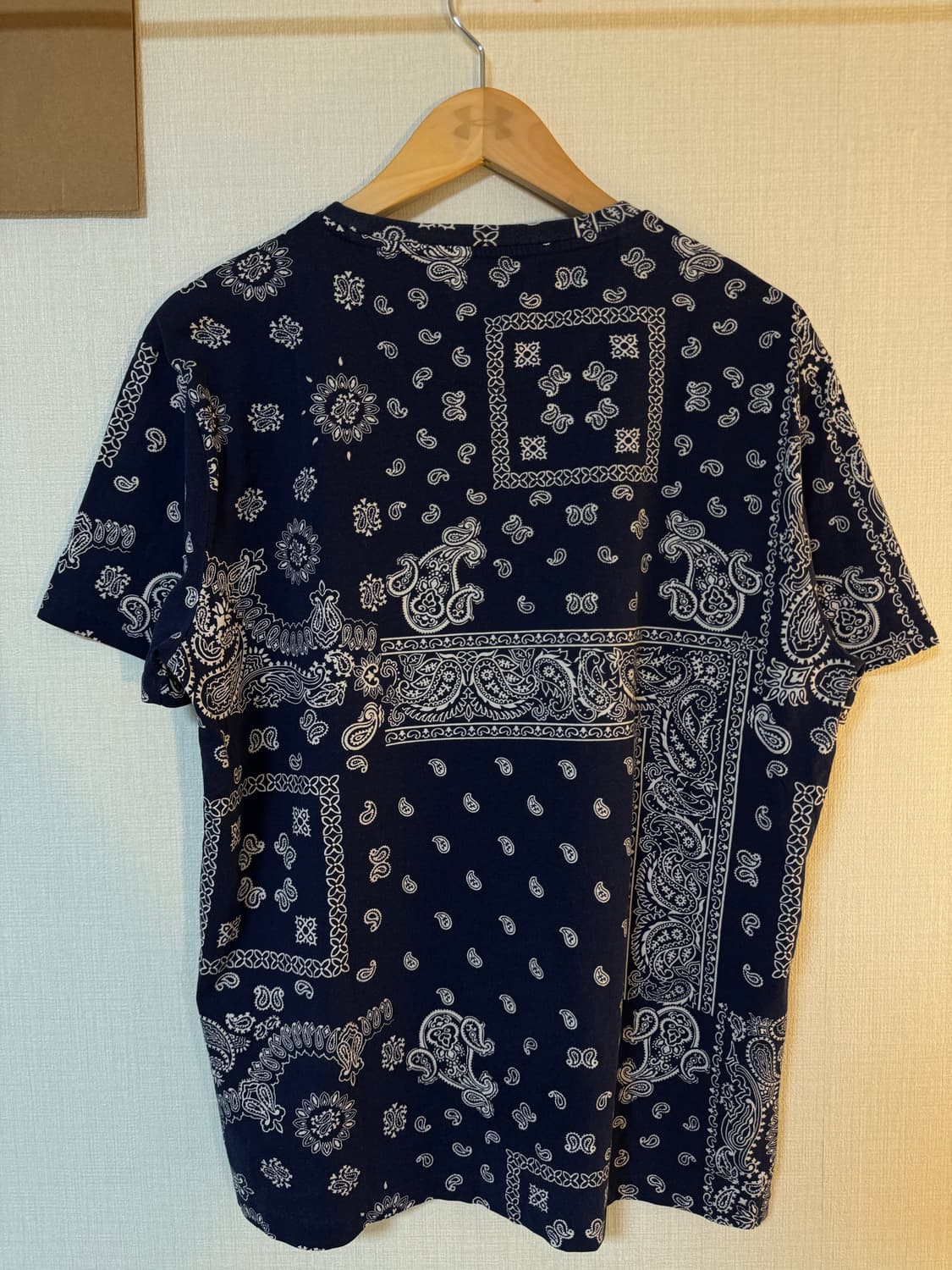 [L]폴로 랄프로렌 반다나 패턴 반팔티 네이비 상품이미지3