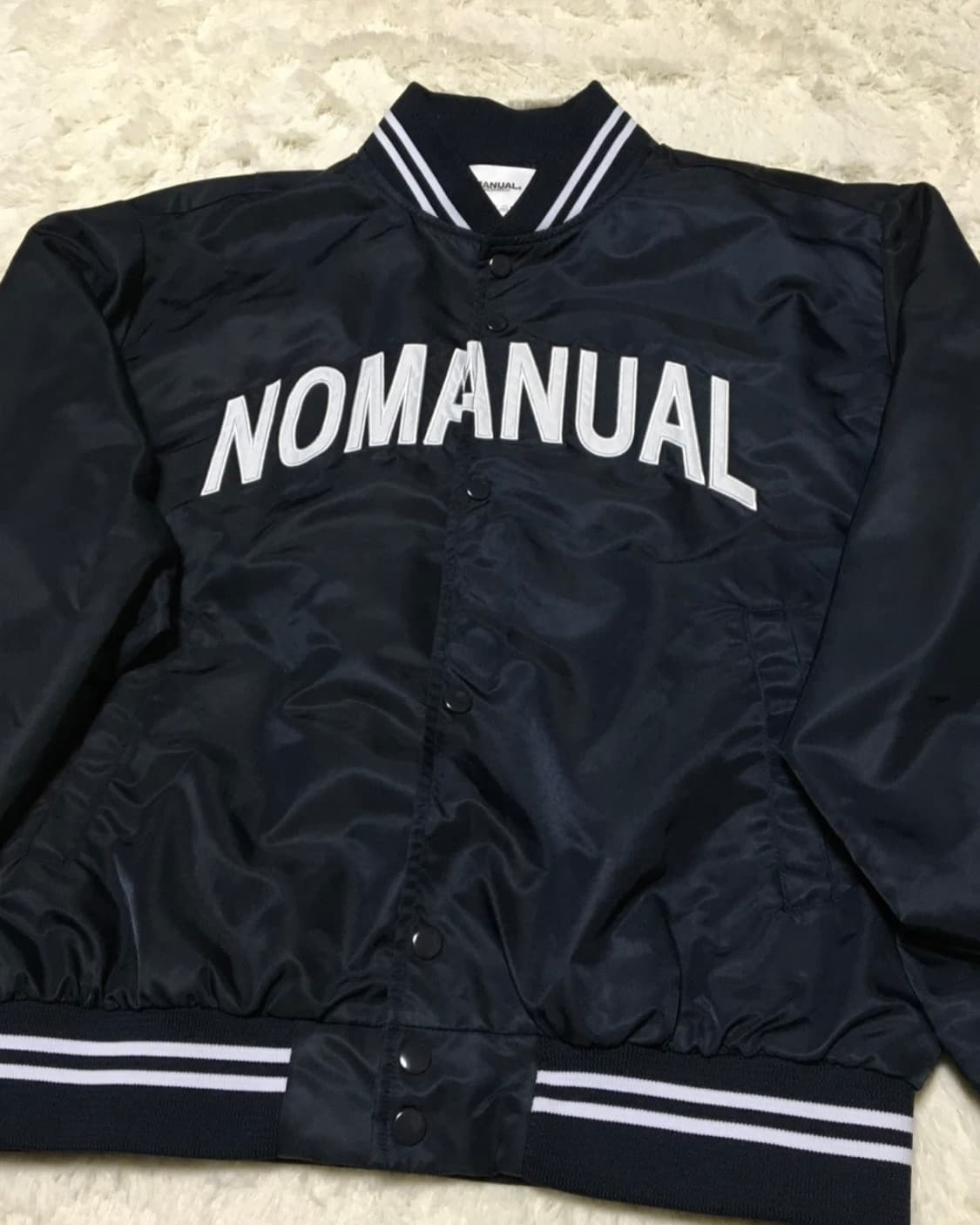 노매뉴얼 아치 로고 바시티 자켓 상품이미지2