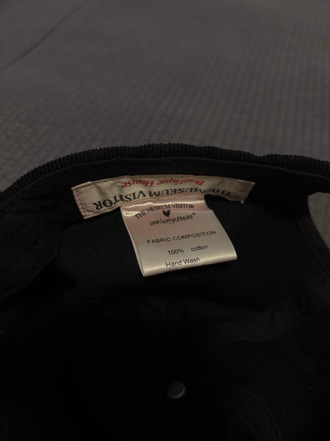 The Museum Visitor 존 버거캡 상품이미지2