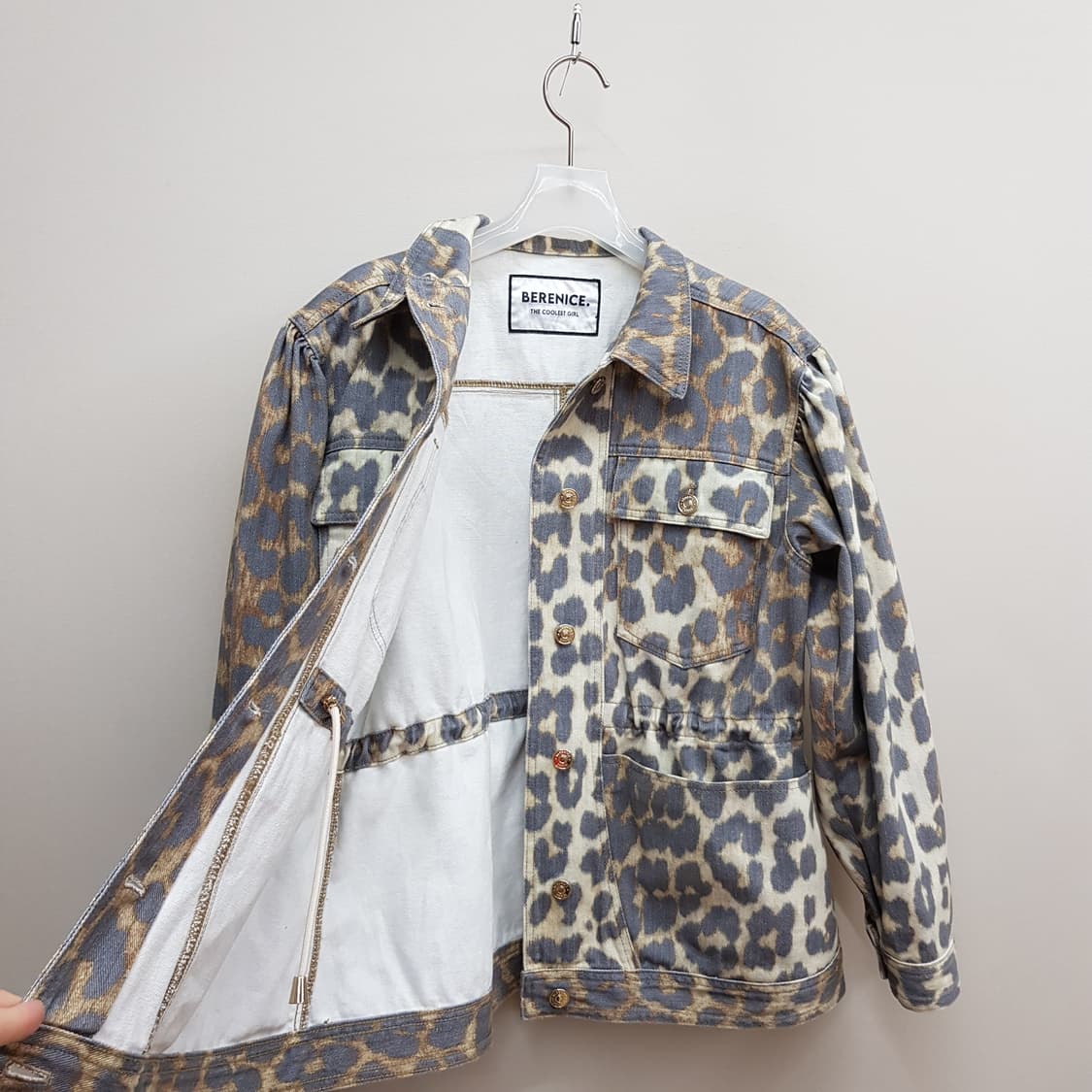 베르니스 2025 레오파드 패턴 코튼 워싱 자켓 36사이즈 상품이미지5