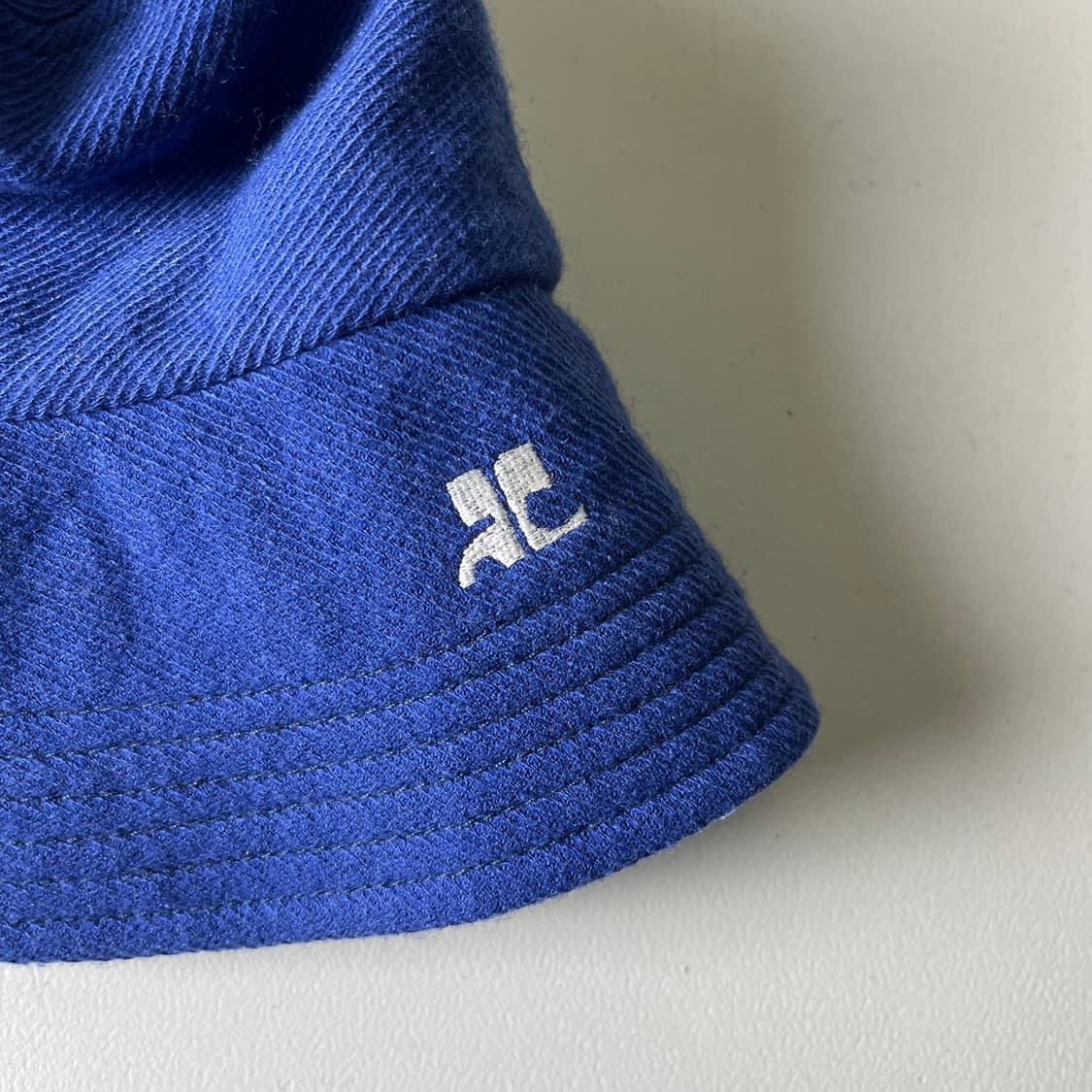 [Courreges] 꾸레쥬 로고 버킷햇 상품이미지2