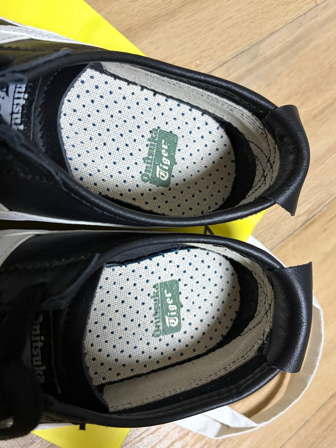 오니츠카 타이거 멕시코 66 블랙 255 상품이미지3