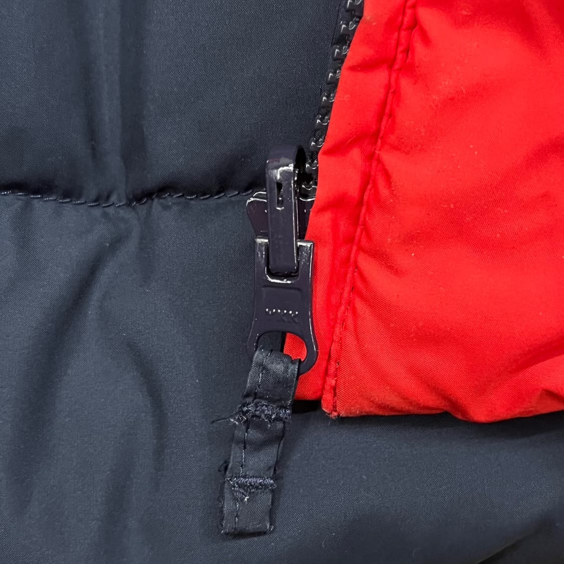 폴로 랄프로렌 양면 네이비 레드 리버시블 패딩 조끼  상품이미지9