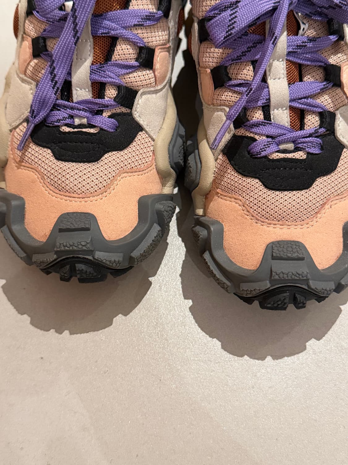 Acne Studios Bolzter 스니커즈 상품이미지4