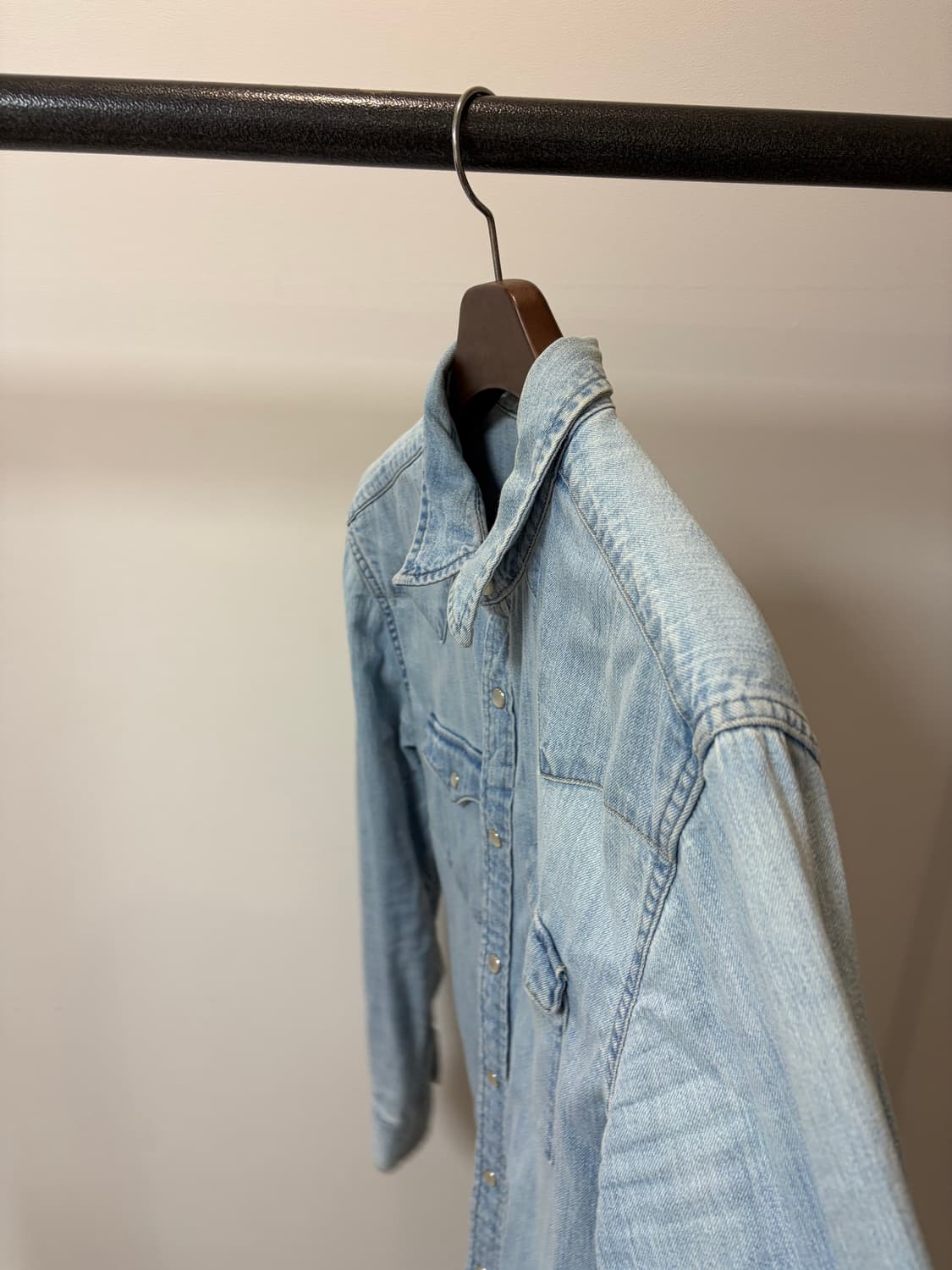 (슬림핏 L) Levis 리바이스 연청 웨스턴 데님셔츠 상품이미지2