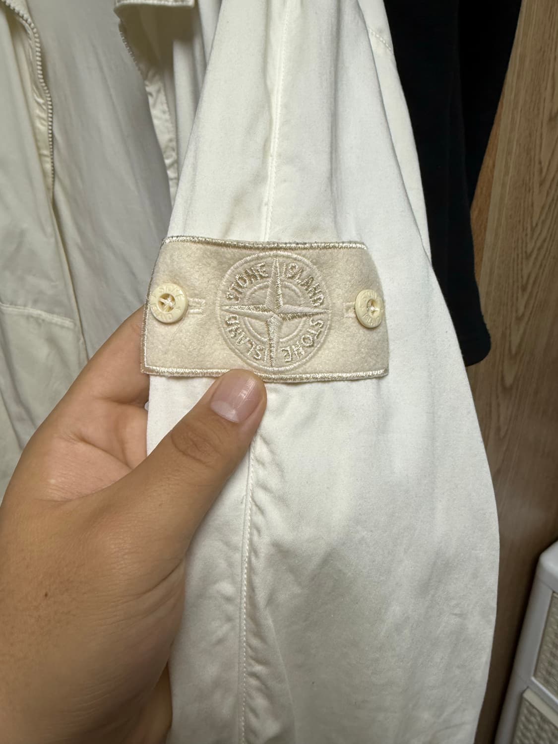 스톤아일랜드 고스트피스 오버셔츠 상품이미지2