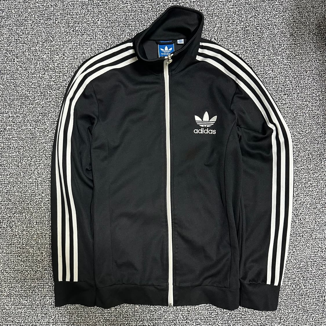 (100) 아디다스 삼선 블랙 트랙탑 유로파 져지 상품이미지1