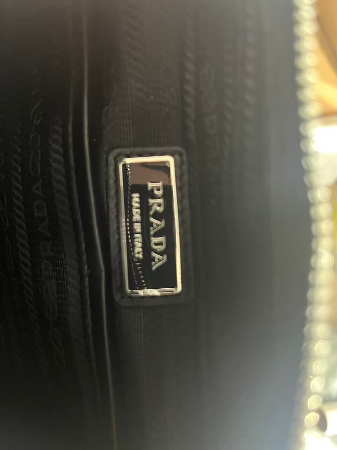 프라다 리나일론 앤 사피아노 레더 숄더백 블랙 상품이미지5