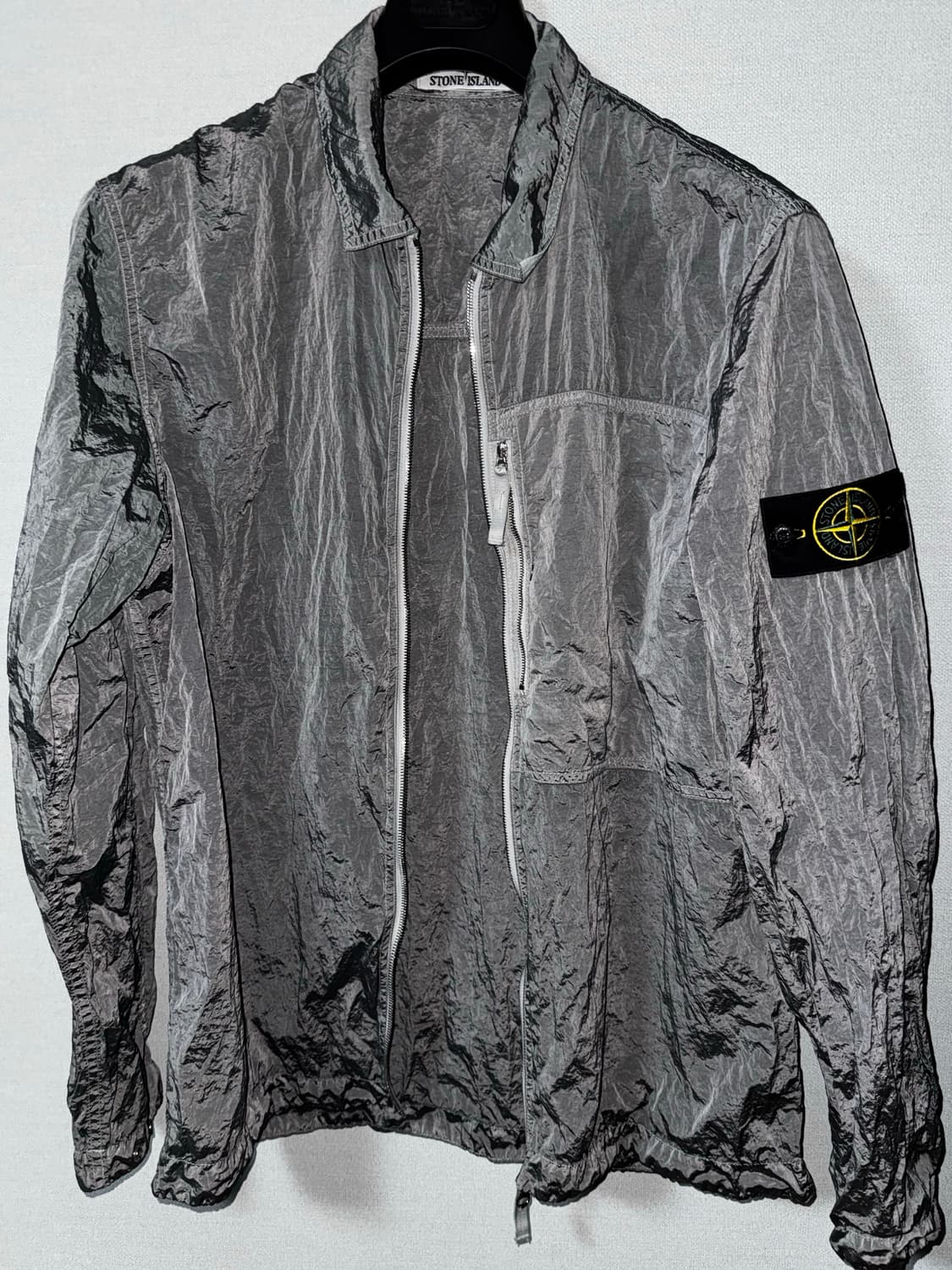 스톤아일랜드 나일론메탈 오버셔츠 25ss 펄그레이 XL 상품이미지1