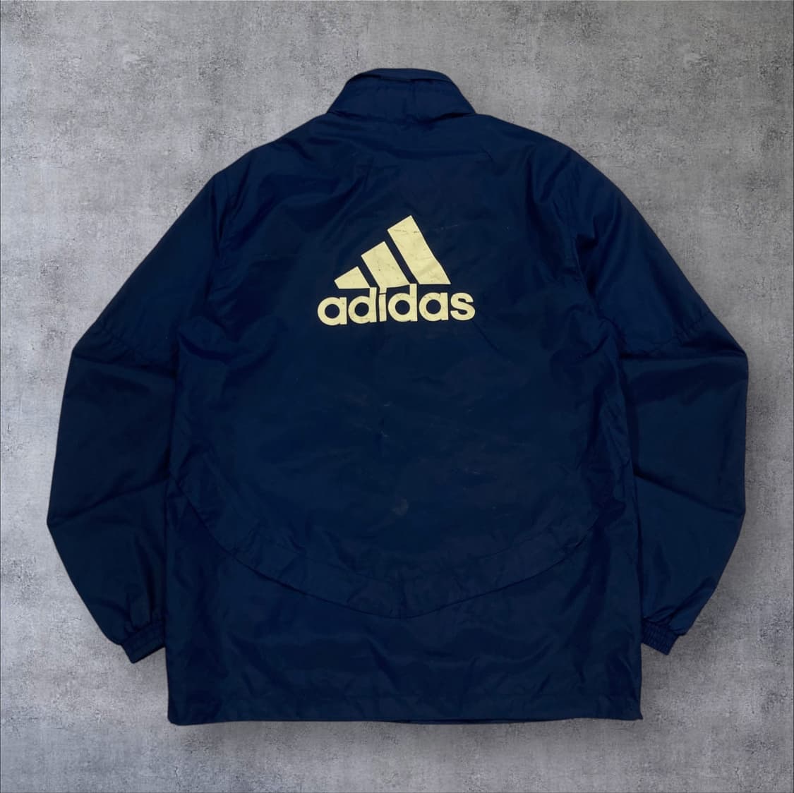 아디다스 네이비 컬러 첼시 로고 바람막이 상품이미지2
