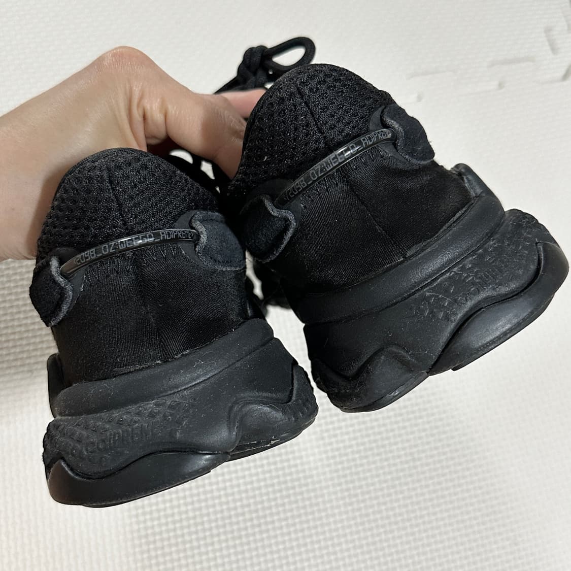 아디다스 오즈위고 트리플블랙 230 상품이미지4